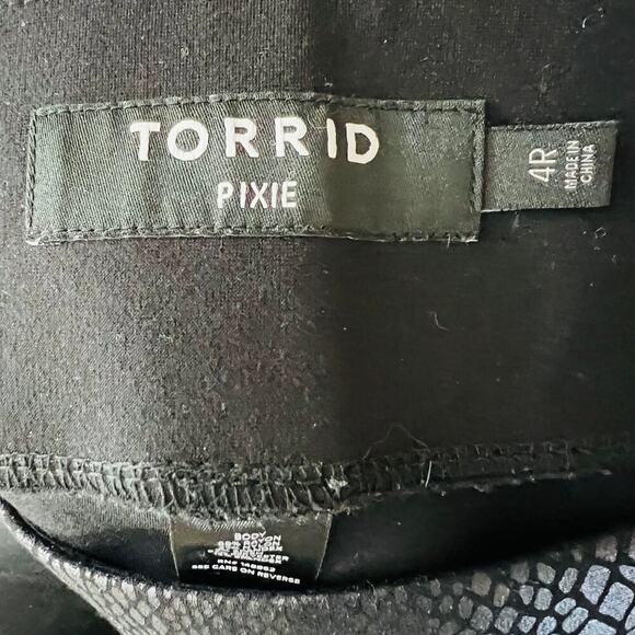 Torrid Pixie Pants Black Skinny Ankle Stretch Pull On Modern Plus Size 4X - Picture 7 of 10